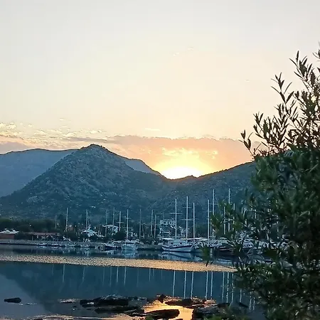 Nocleg ze śniadaniem Guelsuem Butik Otel Marmaris